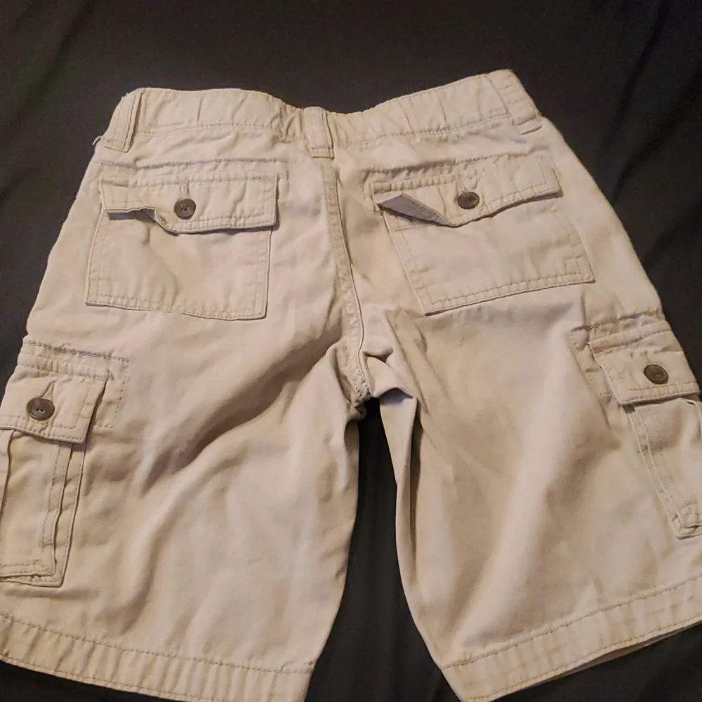 Boy's size 10 Arizona Jean Company shorts - Picture 2 of 3